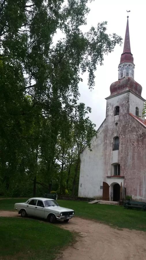 Opekalna baznīcā